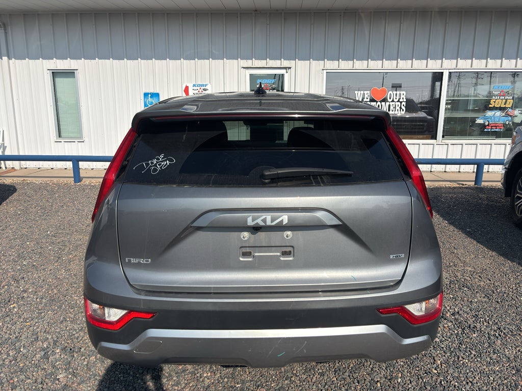 2025 Kia Niro LX
