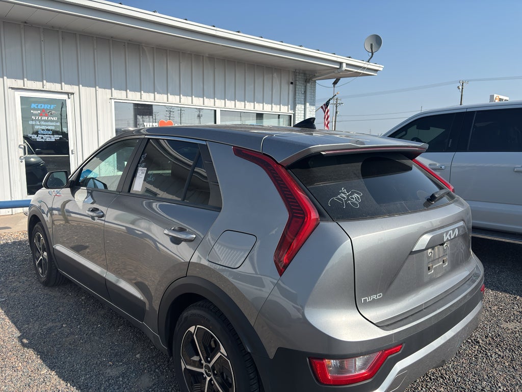 2025 Kia Niro LX