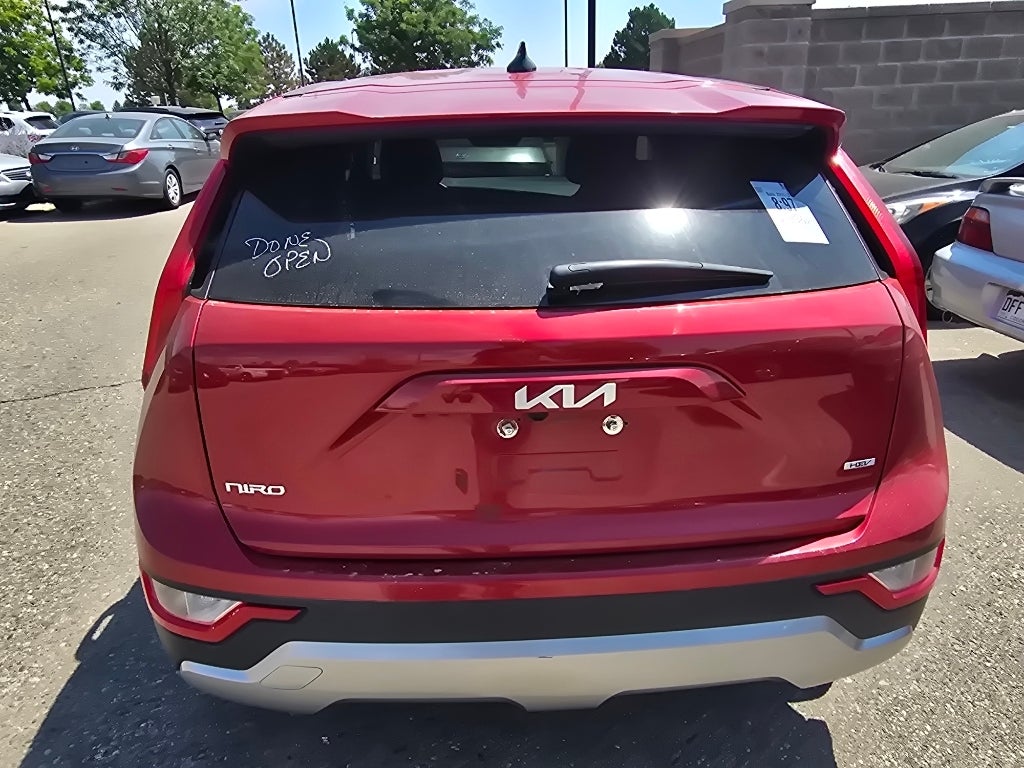 2025 Kia Niro LX