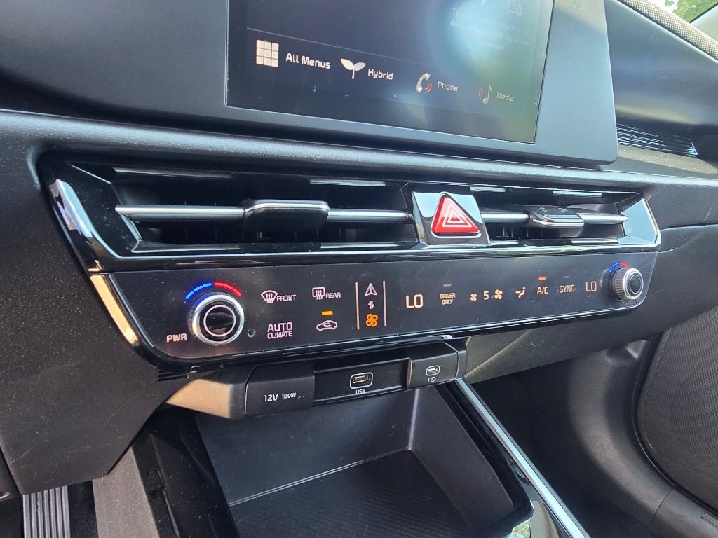 2025 Kia Niro LX