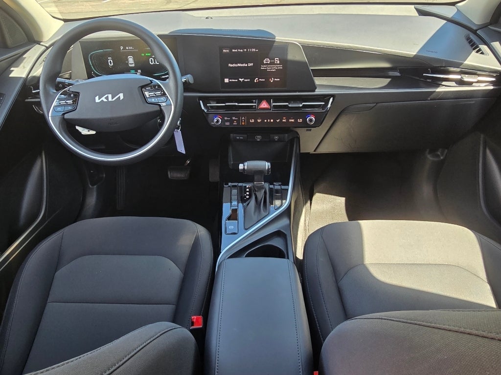 2025 Kia Niro LX