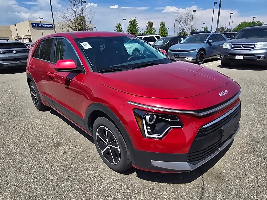 2025 Kia Niro LX