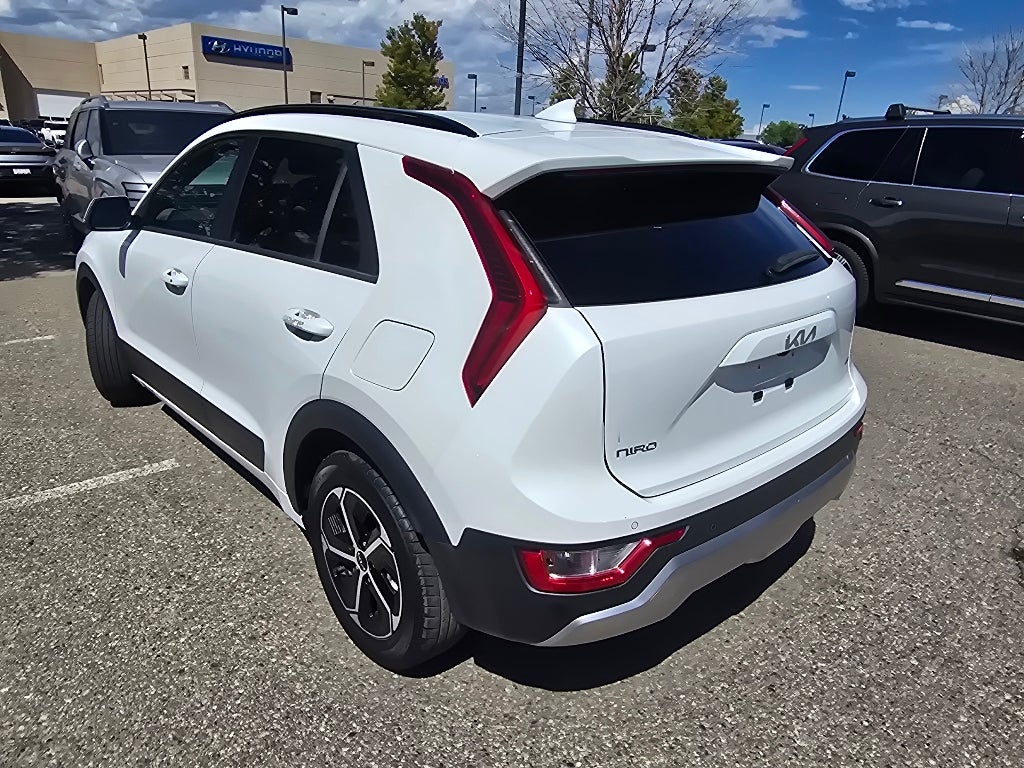 2024 Kia Niro EX