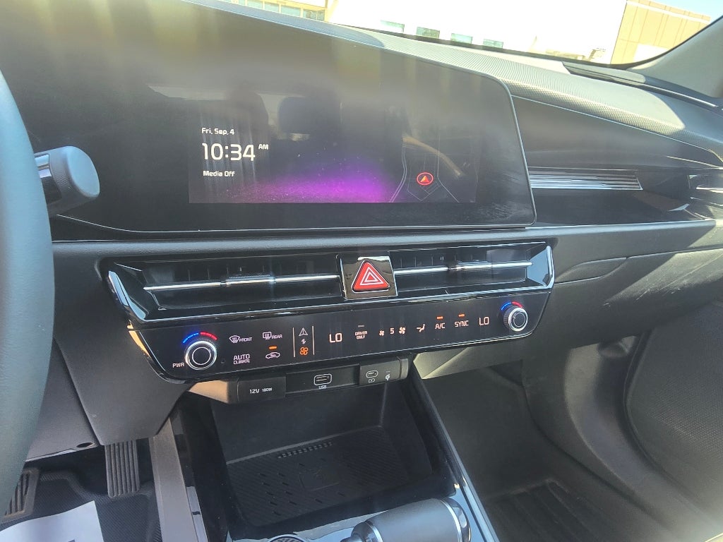 2024 Kia Niro EX