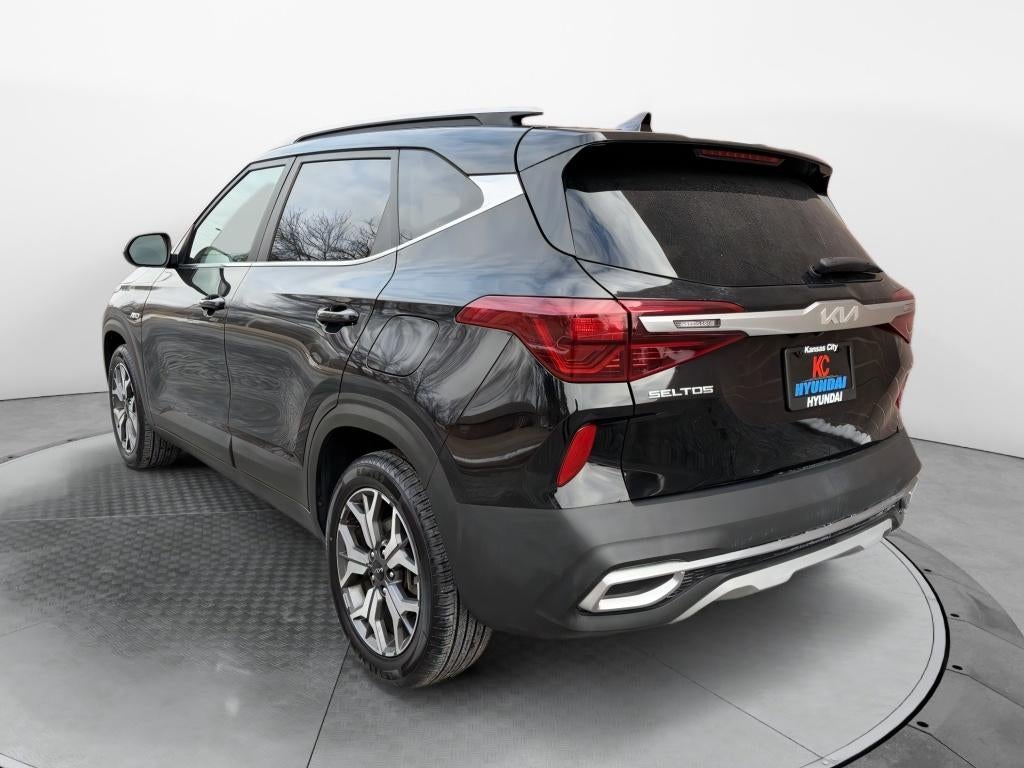 2022 Kia Seltos EX