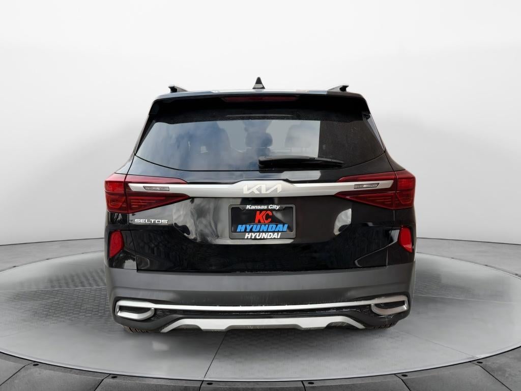 2022 Kia Seltos EX