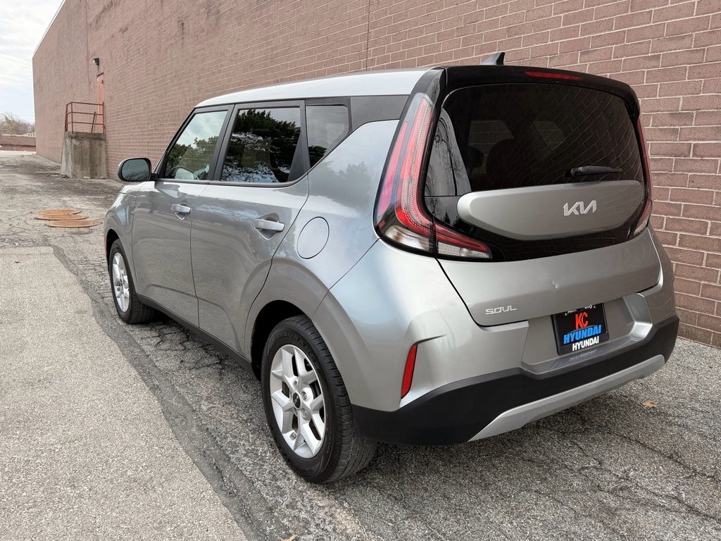2024 Kia Soul LX