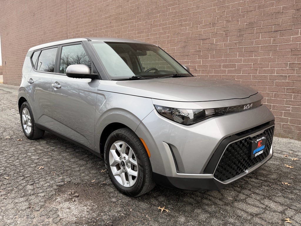 2024 Kia Soul LX