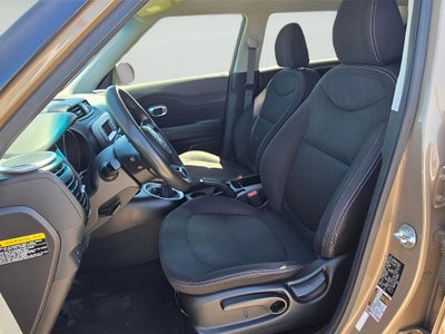 2015 Kia Soul Base