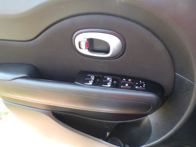 2017 Kia Soul Base