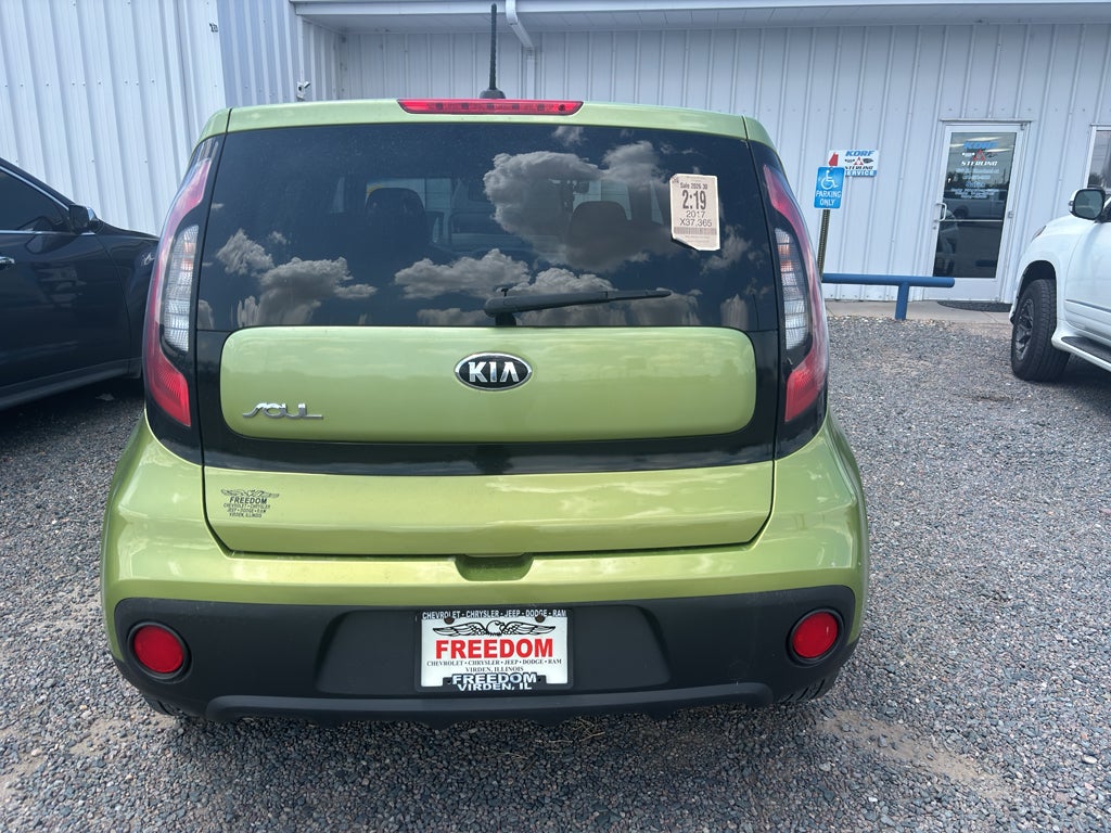 2017 Kia Soul Base