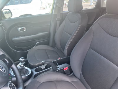 2017 Kia Soul Base