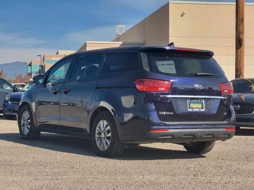 2021 Kia Sedona LX