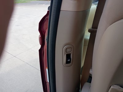 2012 Kia Sedona LX