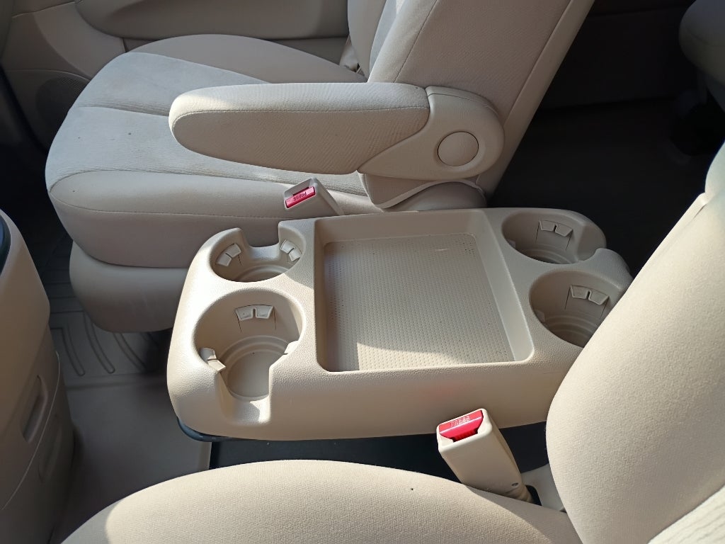 2012 Kia Sedona LX