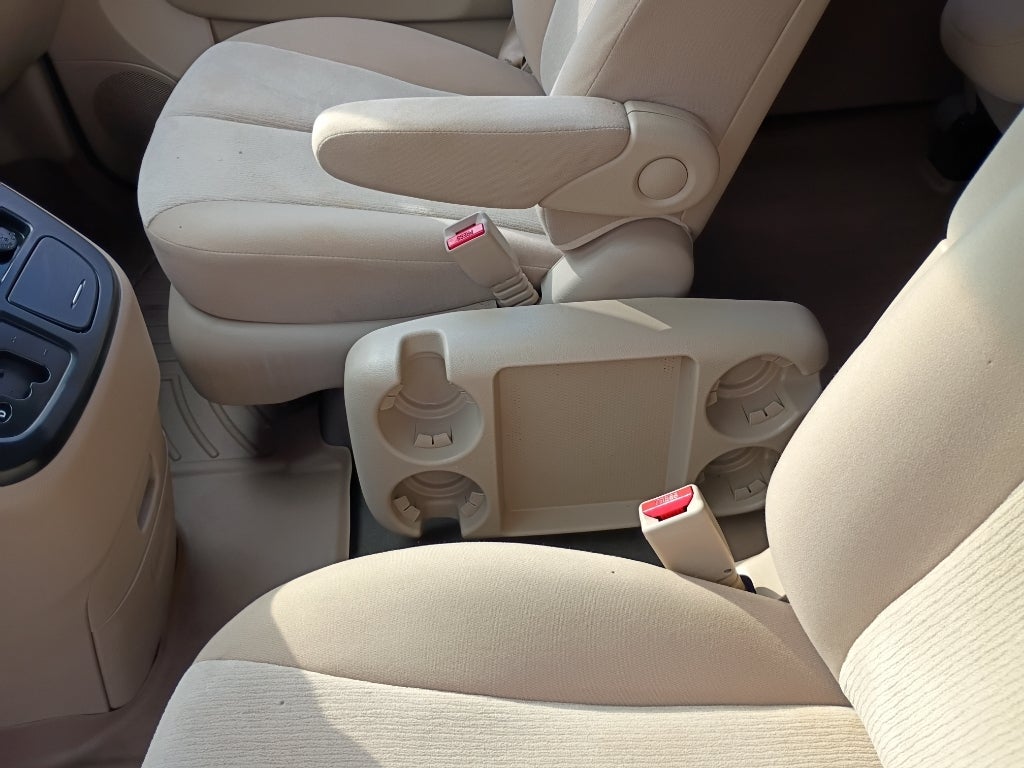2012 Kia Sedona LX