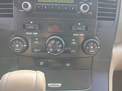 2012 Kia Sedona LX