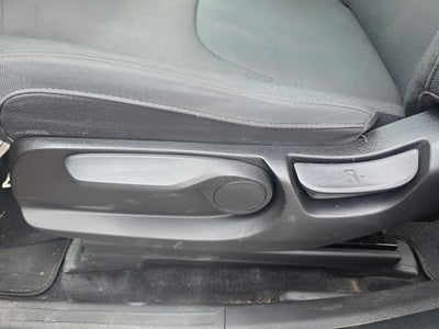 2022 Kia Carnival LX
