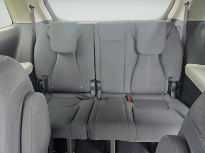 2022 Kia Carnival LX