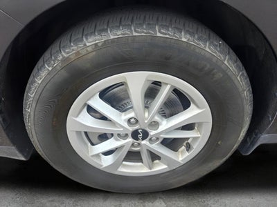 2022 Kia Carnival LX