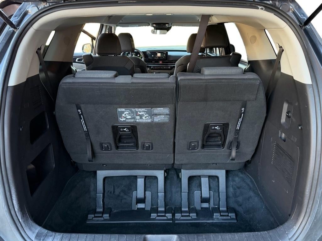 2025 Kia Carnival LX
