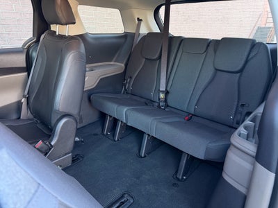 2025 Kia Carnival LX