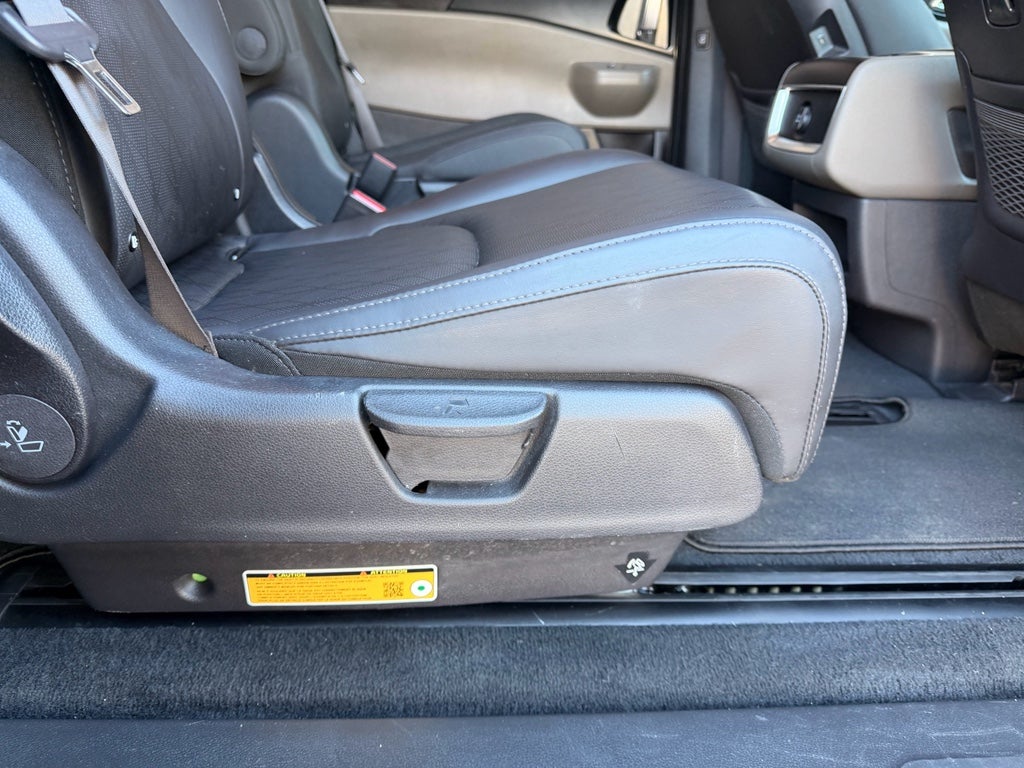 2025 Kia Carnival LX