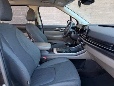 2025 Kia Carnival LX