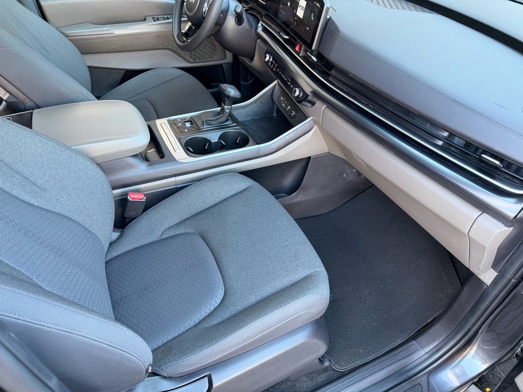 2025 Kia Carnival LX