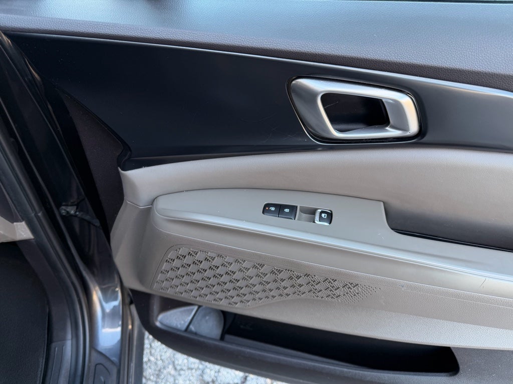 2025 Kia Carnival LX