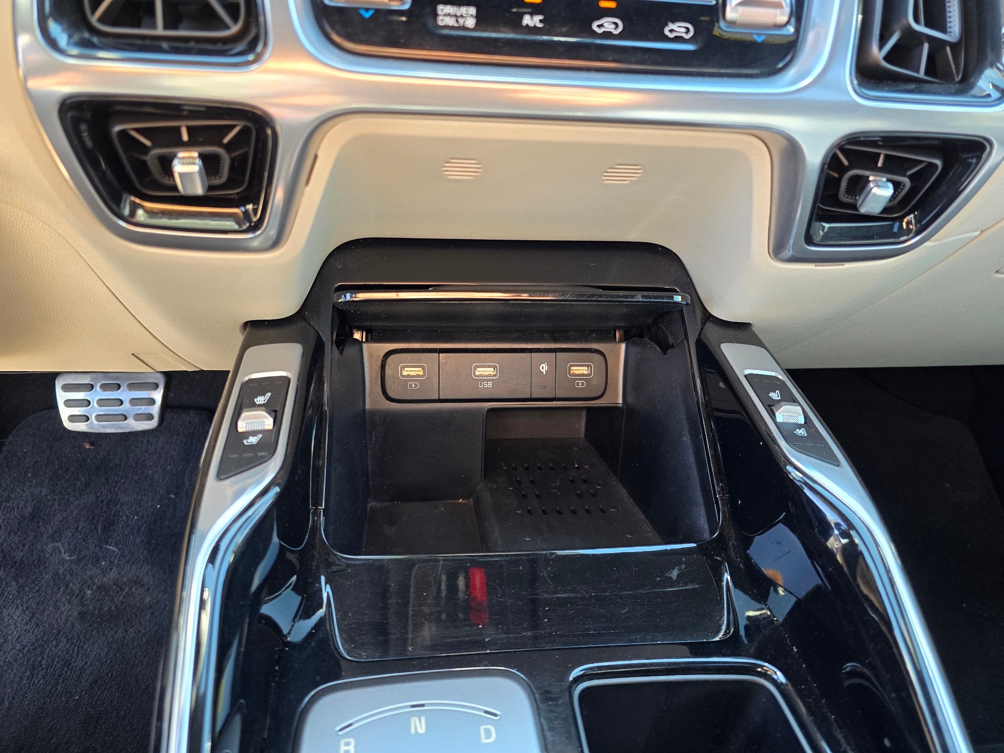 2023 Kia Sorento Plug-In Hybrid SX Prestige