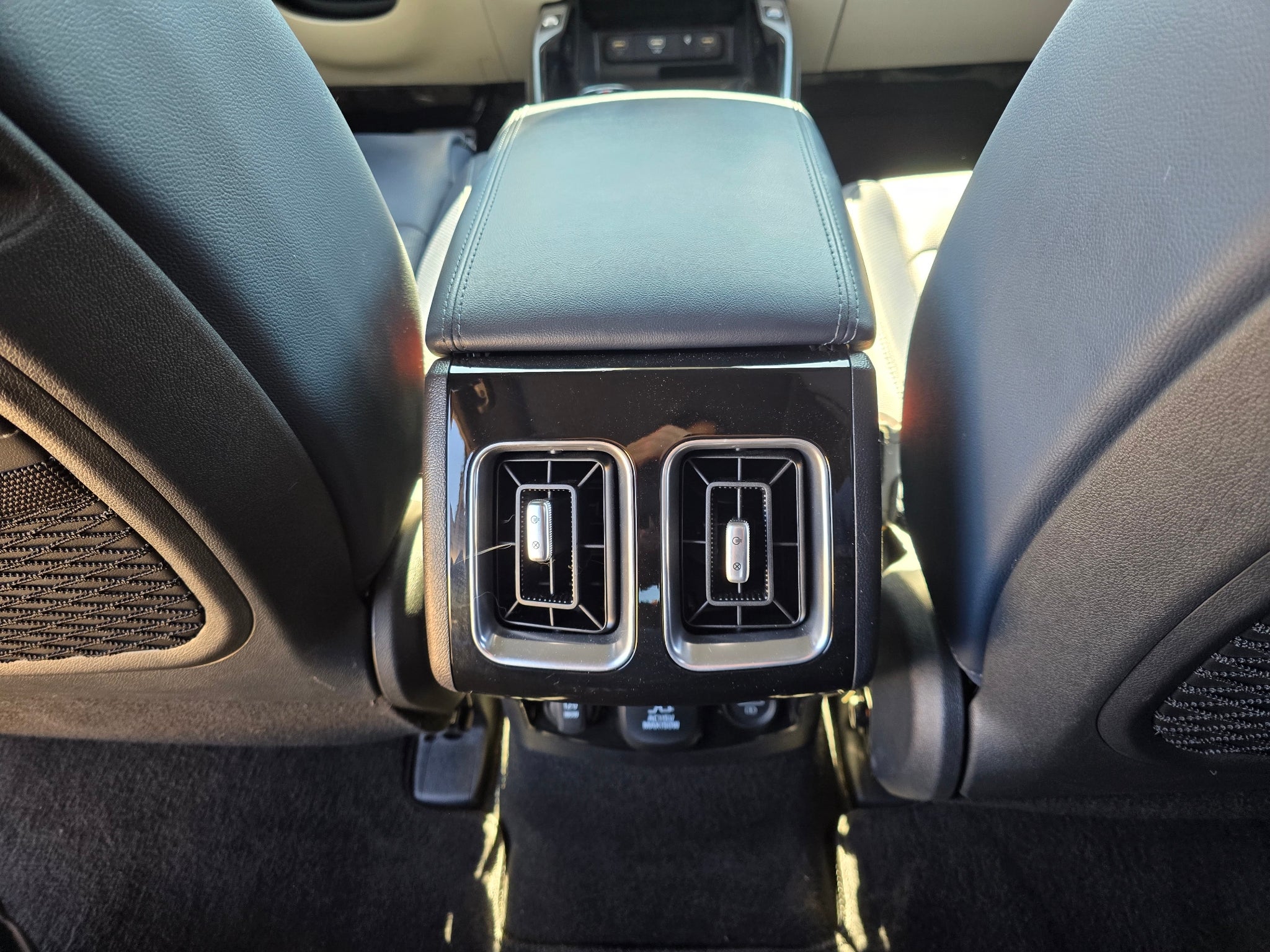2023 Kia Sorento Plug-In Hybrid SX Prestige