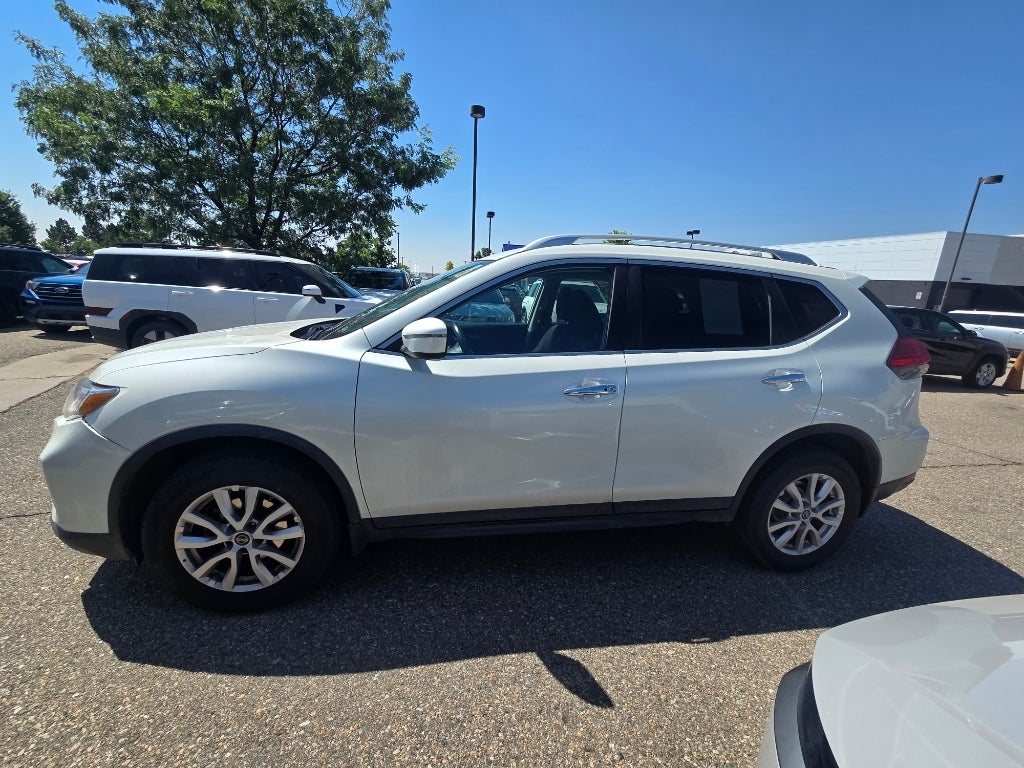 2017 Nissan Rogue SV