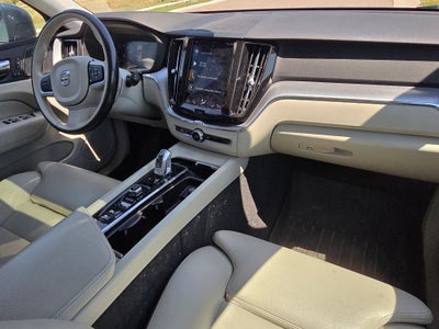 2019 Volvo XC60 Momentum