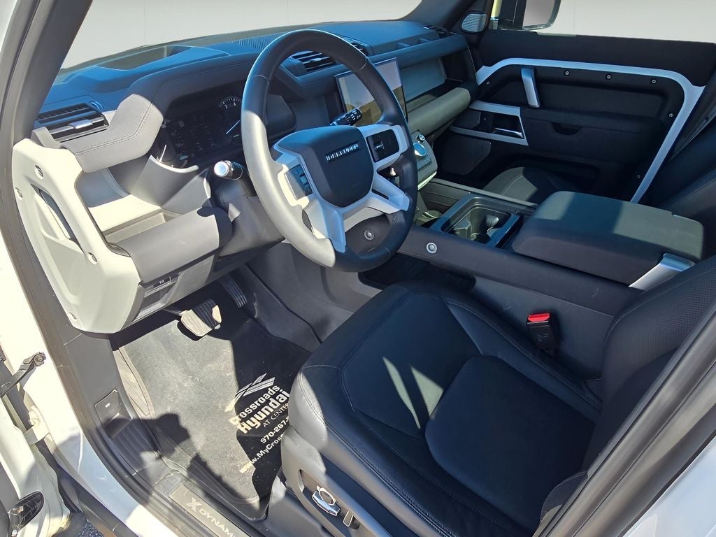 2023 Land Rover Defender X-Dynamic SE