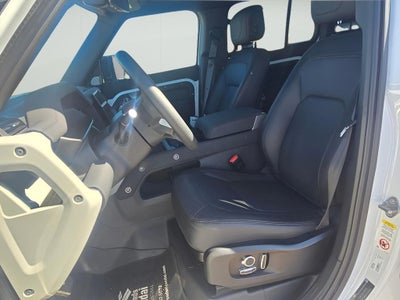 2023 Land Rover Defender X-Dynamic SE