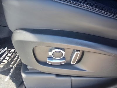 2023 Land Rover Defender X-Dynamic SE