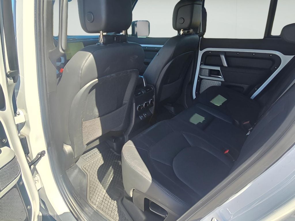 2023 Land Rover Defender X-Dynamic SE