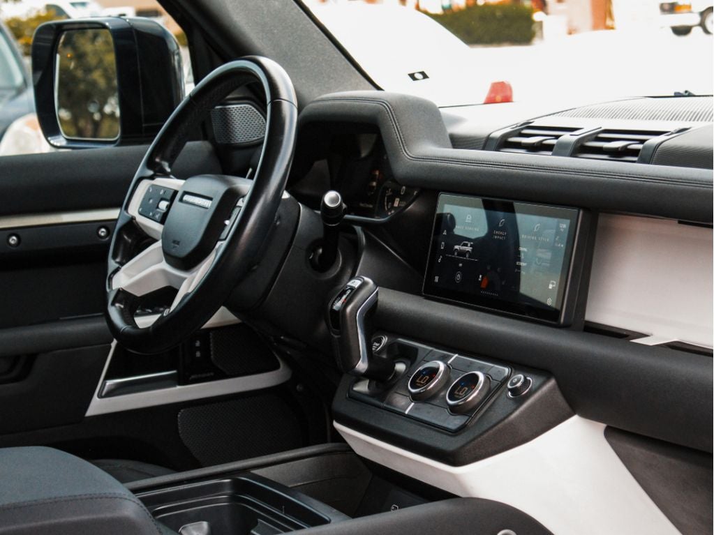 2023 Land Rover Defender S