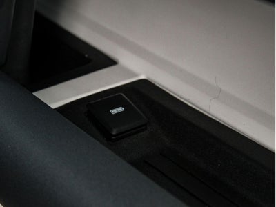 2023 Land Rover Defender S