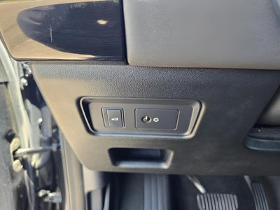2017 Land Rover Discovery SE