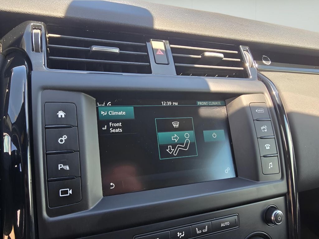 2017 Land Rover Discovery SE