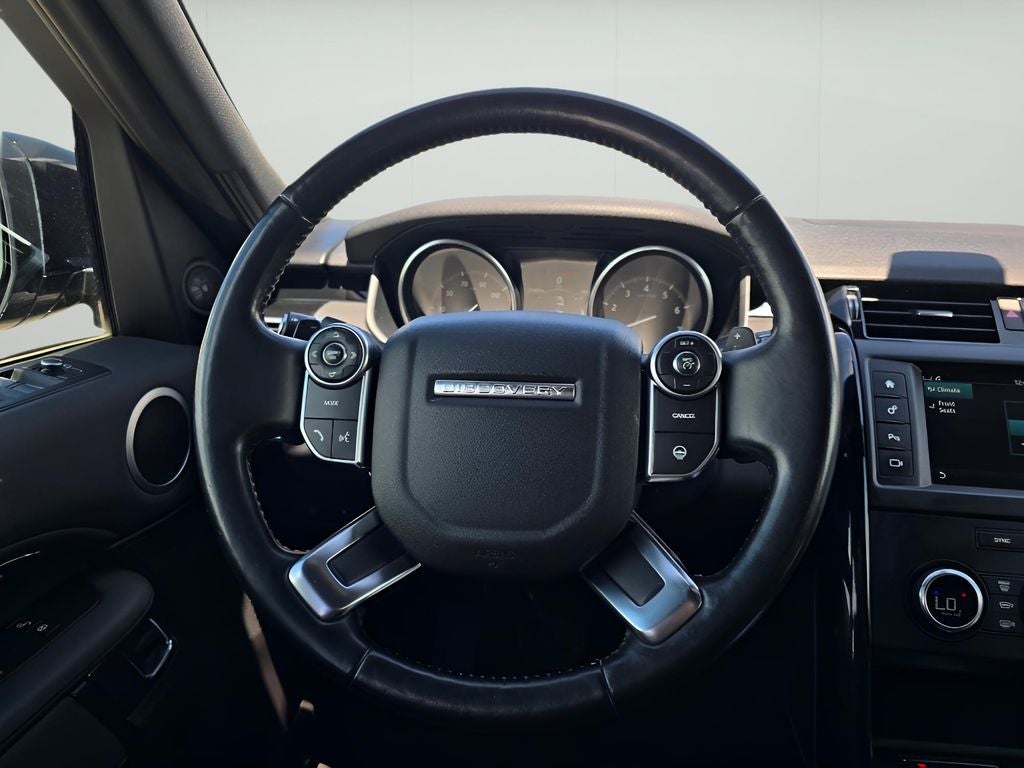 2017 Land Rover Discovery SE
