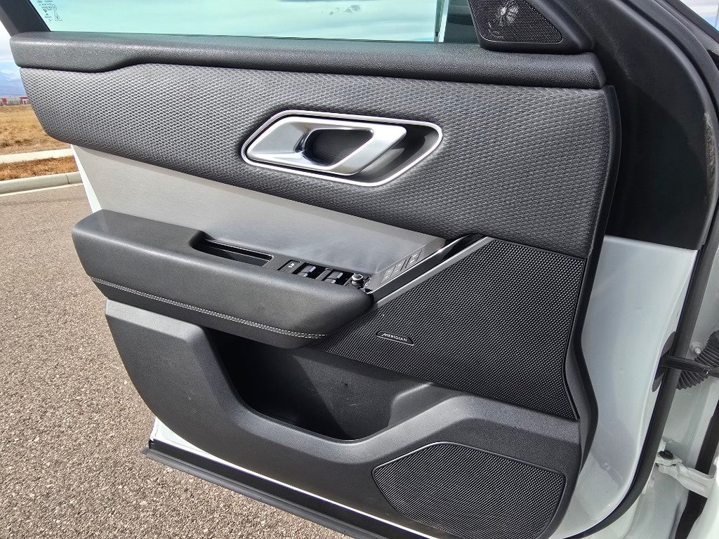 2022 Land Rover Range Rover Velar R-Dynamic S