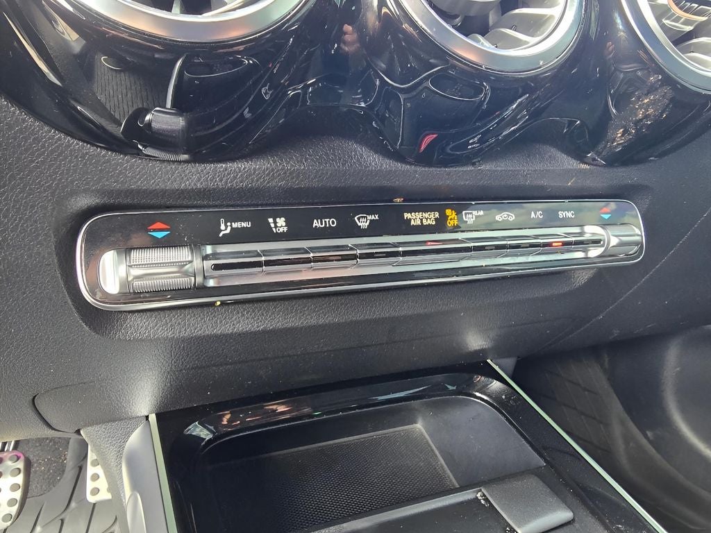 2022 Mercedes-Benz GLB 250 250 4MATIC®