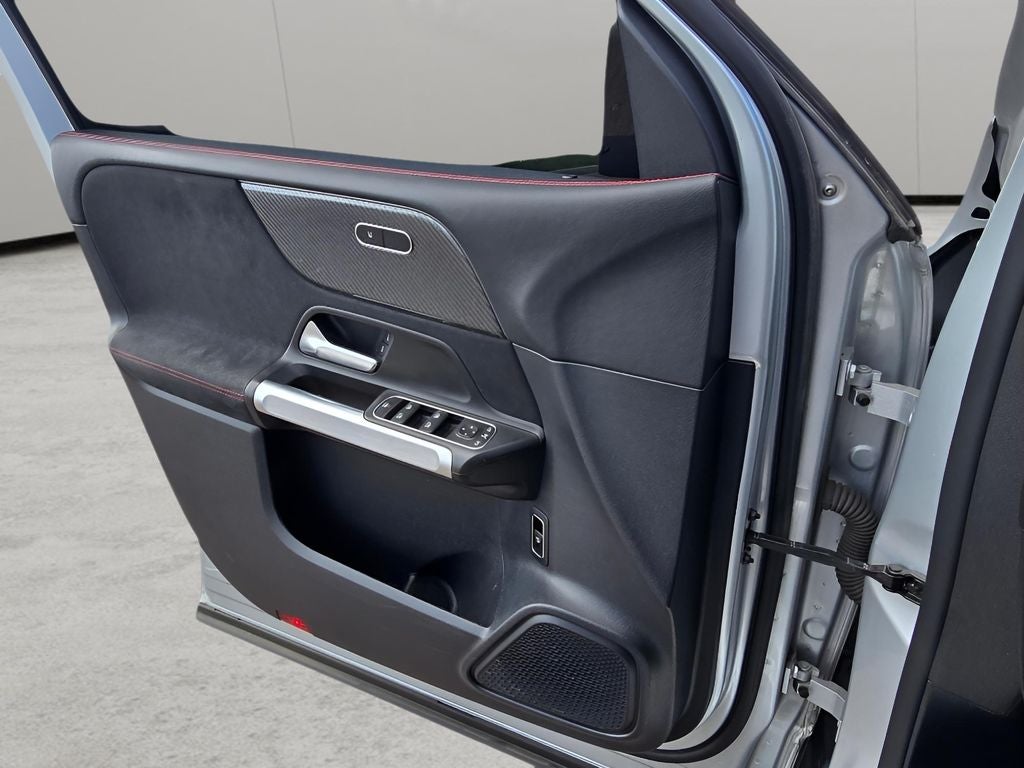 2022 Mercedes-Benz GLB 250 250 4MATIC®