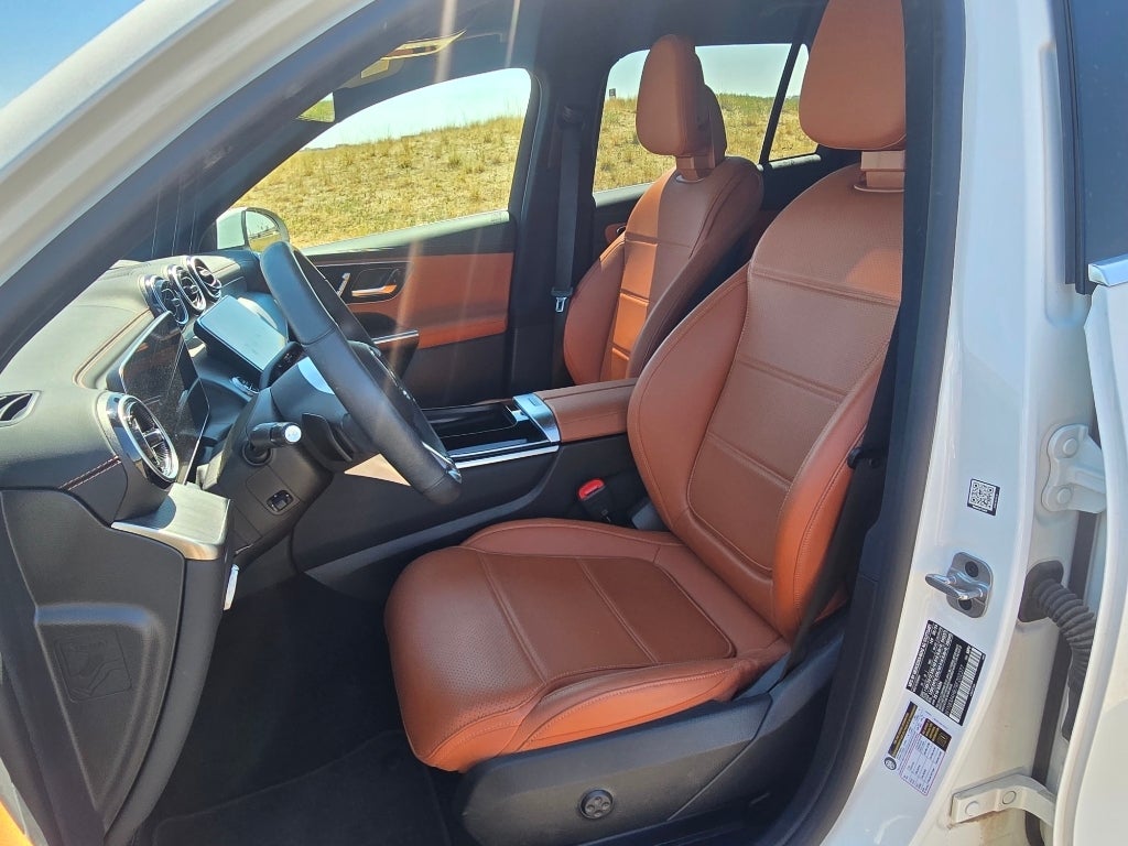 2024 Mercedes-Benz GLC 300 300