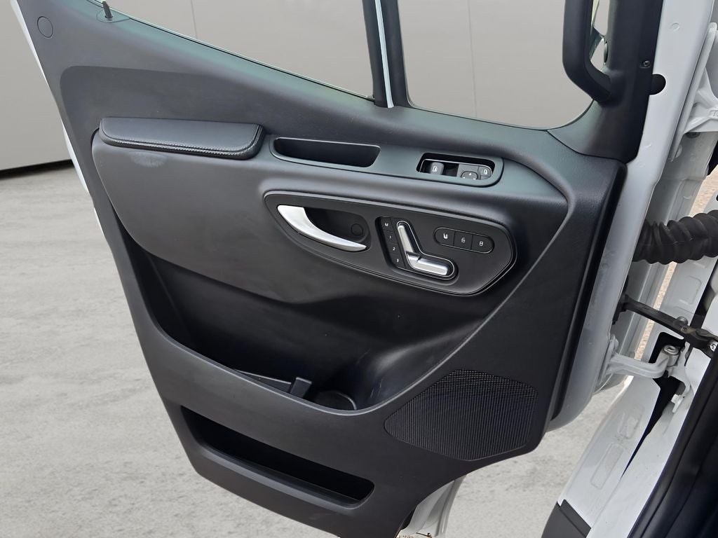 2022 Mercedes-Benz Sprinter Cargo Van High Roof V6