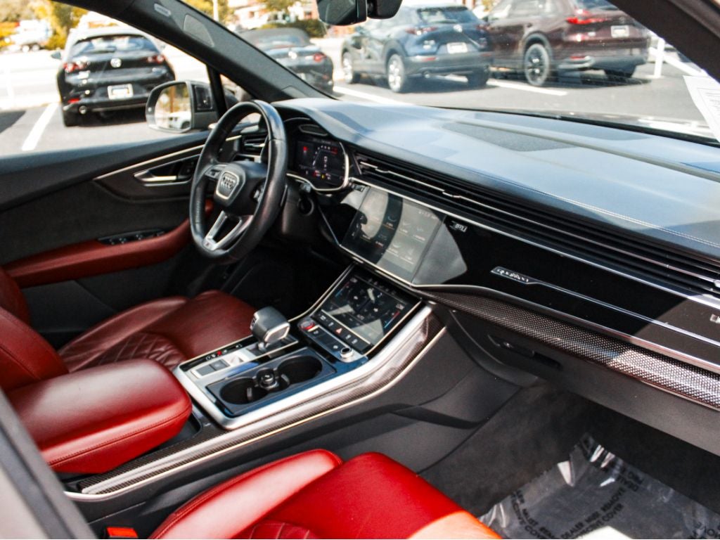 2020 Audi SQ7 Premium Plus