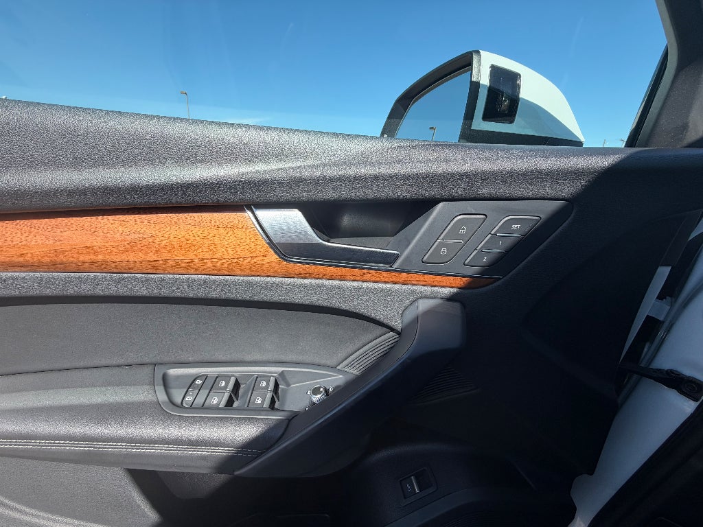 2023 Audi Q5 Premium Plus